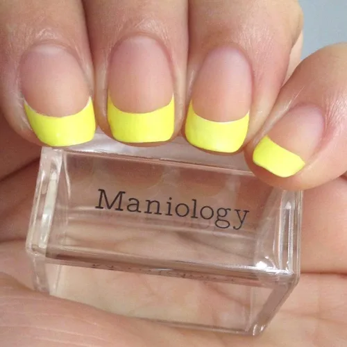 Miniatura 2 de Maniology Pardon My French Nail Stamping Plate Uñas francesas fáciles Diseño de uñas simple para manicura minimalista, plantilla rectangular