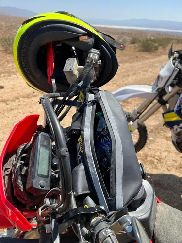 Miniatura 4 de ROBOCUP Bolsa de Manillar para Motocicletas de Aventura, Motos de Cross, ATV, eBikes Almacenamiento de 2L para Herramientas, Teléfono, Llaves