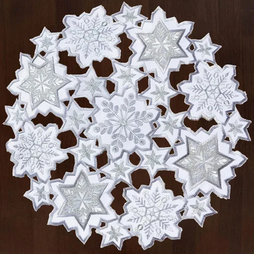 Miniatura 6 de Grelucgo Camino de mesa bordado de copos de nieve gris y blanco para Navidad o invierno (13.5 x 70 pulgadas)