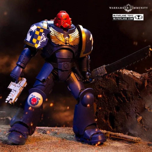Miniatura 4 de McFarlane Toys Warhammer 40,000 Ultramarines Primaris Assault Intercessor - Figura de acción de 7 pulgadas