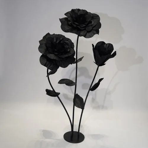 Miniatura 8 de Rosas negras de gran tamaño, flores artificiales gigantes para decoración con soporte, escultura de rosa de papel grande para bodas, fiestas