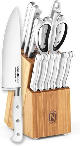 Cook N Home Basics - Juego de cubiertos de bambú con cuchillos, hoja de acero inoxidable de alto carbono, 15 piezas, color blanco