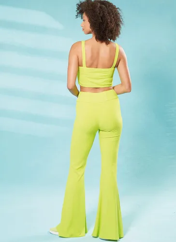 Miniatura 9 de McCall's M8368A - Kit de patrón de costura para tops y pantalones acampanados, código M8368, tallas XS-S-M-L-XL