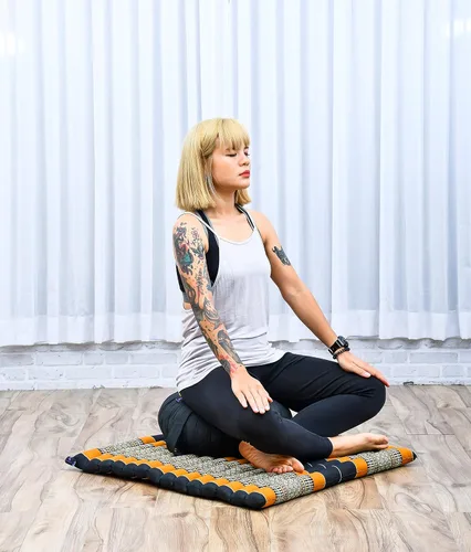 Miniatura 5 de Leewadee Juego de cojines de meditación: 1 almohada redonda de meditación Zafu y 1 alfombrilla de meditación Zabuton cuadrada enrollable, paquete
