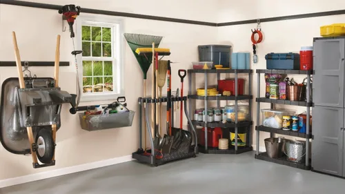 Miniatura 3 de Rubbermaid Estante de plástico para herramientas de esquina de garaje, fácil de montar, organiza hasta 30 herramientas de mango