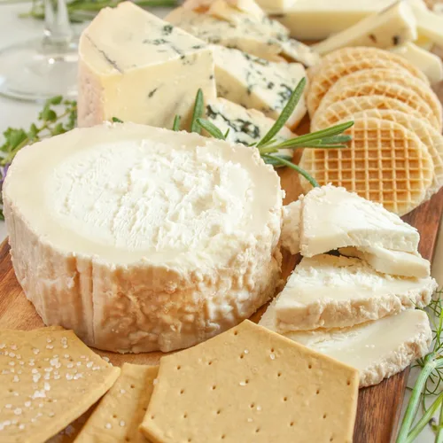 Miniatura 5 de igourmet 8.5 libras de tesoros de queso gourmet de lujo y aperitivos en caja de regalo, relleno de quesos gourmet, trufas y otras especialidades