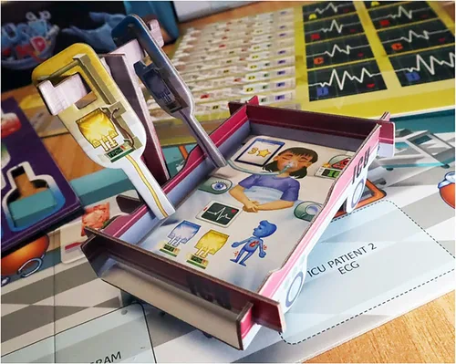 Miniatura 2 de Artipiagames Rush M.D.: Expansión UCI - Juego de mesa cooperativo Artipia Games, colocación de trabajadores, estrategia, edades 14+, 1-4 jugadores