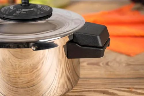 Miniatura 7 de Kuhn Rikon Duromatic Classic NEO - Olla a presión con mango lateral de 3,5 L, hecha en Suiza, ultrarrápida y eficiente energéticamente, base súper