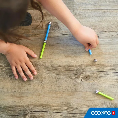 Miniatura 4 de Geomag Juguetes magnéticos clásicos para niños a partir de 8 años, 25 imanes educativos STEM para niños, bloques magnéticos hechos en Suiza