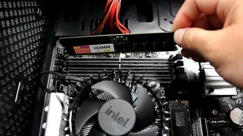 Miniatura 4 de 8 GB (1X8 GB) DDR3 1600 MHz PC3-12800 UDIMM 2Rx8 1.35V 240-PIN no ECC sin búfer memoria de computadora de escritorio