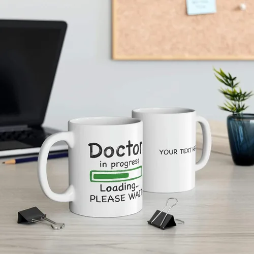Miniatura 6 de Panvola Doctor in Progress Loading Doctor - Taza divertida de graduación para estudiantes de doctorado en medicina, taza de cerámica, 11 onzas, Negro