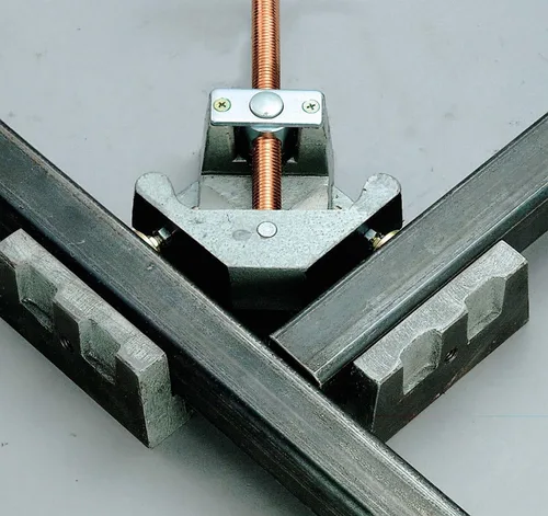 Miniatura 3 de Strong Hand Tools, Hierro fundido resistente, abrazadera de ángulo recto de 90 grados, abrazadera de esquina, mandíbula oscilante ajustable