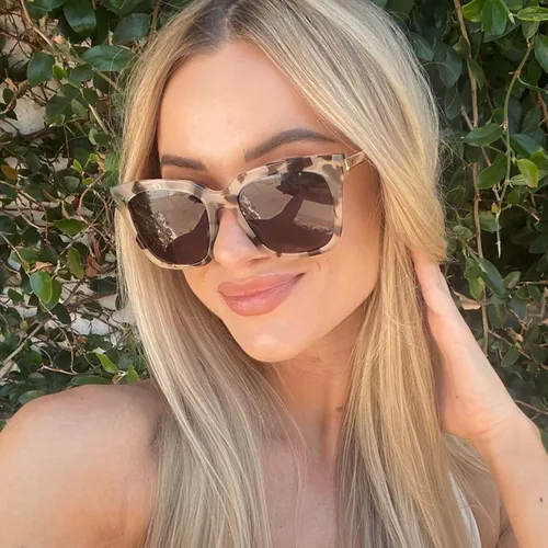 Miniatura 2 de DIFF Bella Designer - Gafas de sol cuadradas de gran tamaño para mujer, 100% protección UVAUVB, colores de moda de moda Tortoise