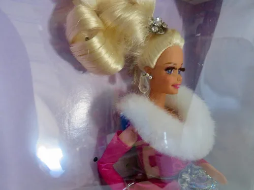 Miniatura 3 de Starlight Vals Barbie (serie de belleza de salón)