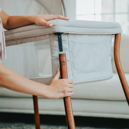 Miniatura 8 de Chicco LullaGo Anywhere LE - Moisés portátil con toldo, colchón impermeable y sábana bajera, moisés de viaje para bebé, incluye bolsa de transporte