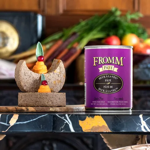 Miniatura 2 de Fromm Duck A La Veg Pate Comida para Perros - Comida Húmeda Premium para Perros - Receta de Pato - Caja de 12 Latas