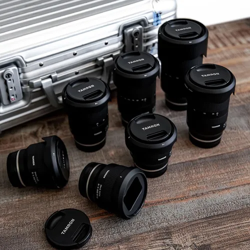 Miniatura 5 de Tamron 28-200 F/2.8-5.6 Di III RXD para Sony Mirrorless Full Frame/APS-C E-Mount, Número de Modelo: AFA071S700, Negro