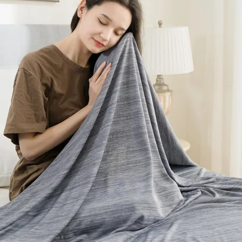 Miniatura 8 de OIGAE Manta refrescante para personas que duermen con calor – Manta fría de verano suave y ligera para sudores nocturnos, perfecta para cama, sofá