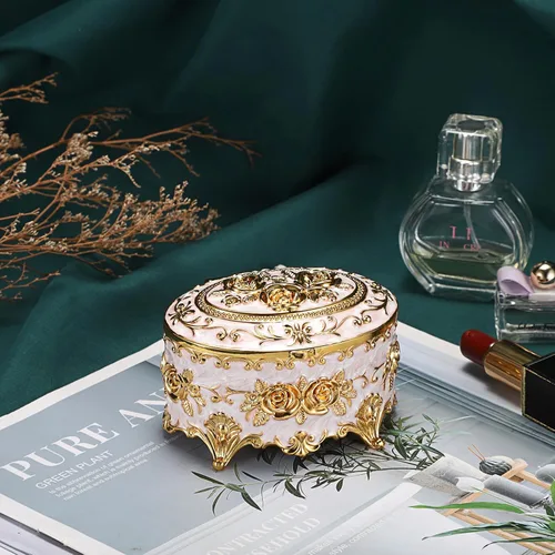 Miniatura 3 de Hipiwe Joyero de metal vintage, organizador ovalado con diseño de rosas, caja de almacenamiento para anillos, aretes, collar, regalo para mujeres