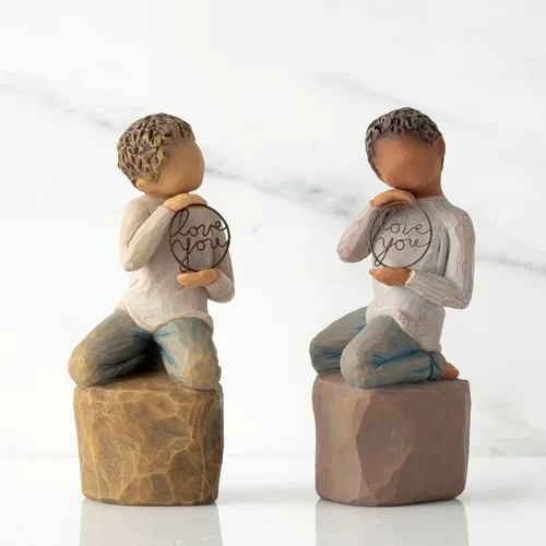 Miniatura 5 de Willow Tree Love You Too (piel más clara), figura esculpida pintada a mano