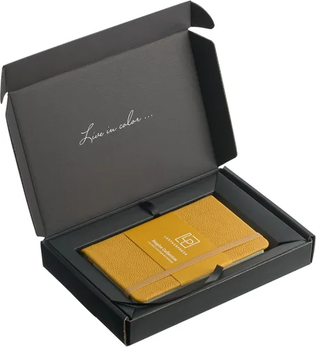 Miniatura 6 de Cuaderno clásico de cuero, tapa dura, cierre elástico, páginas con rayas estrechas, colección Inspire Amarillo (Butter Yellow)