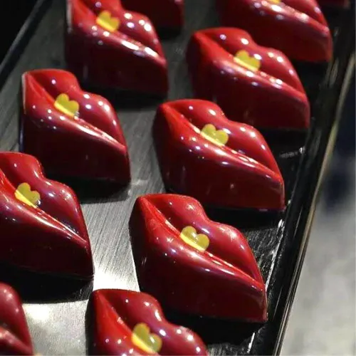 Miniatura 3 de Molde de policarbonato de chocolate DIY hecho a mano chocolate caramelo molde pastelería herramientas para hornear labio (19389)