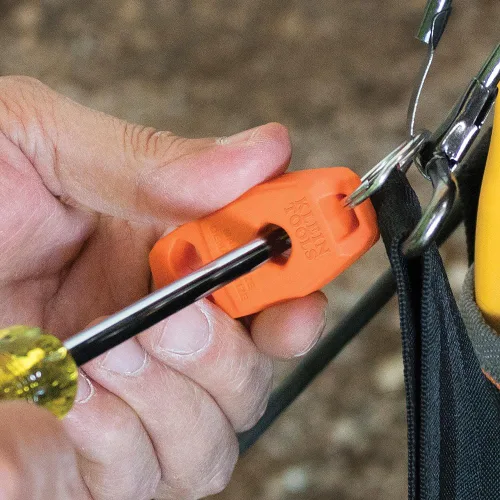 Miniatura 9 de Klein Tools 33736INS - Juego de destornilladores aislados, fabricado en Estados Unidos, destornillador de punta delgada de 1000 V con Phillips