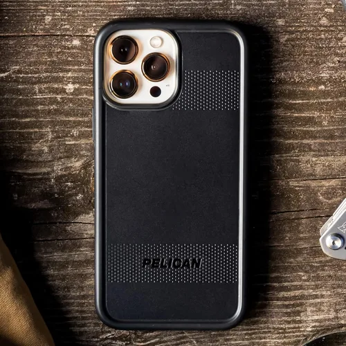 Miniatura 5 de Pelican Protector Series - Funda para iPhone 13 Pro, compatible con MAGSAFE. Compatible con accesorios y cargadores MAGSAFE. Protección contra