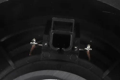 Miniatura 2 de GM Genuine Parts 15201406 Altavoz de puerta lateral trasera