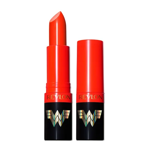REVLON x WW84 Wonder Woman - Lápiz labial súper brillante con vitamina E y aceite de aguacate, lápiz labial mate en color nude, 004 Strike First,