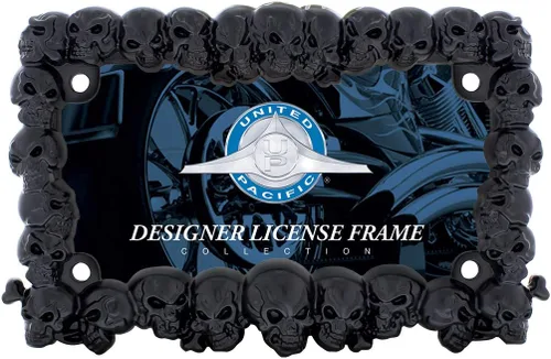 United Pacific 50113 - Marco de placa de motocicleta con diseño de calavera 3D en negro satinado, acabado de zinc fundido a presión, diseño de
