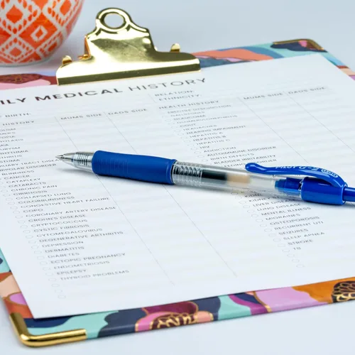 Miniatura 6 de Pilot G2 Premium - Bolígrafos de gel recargables y retráctiles, punta ultrafina, tinta de gel, 0.015 in, tinta azul, paquete de 12 unidades Azul