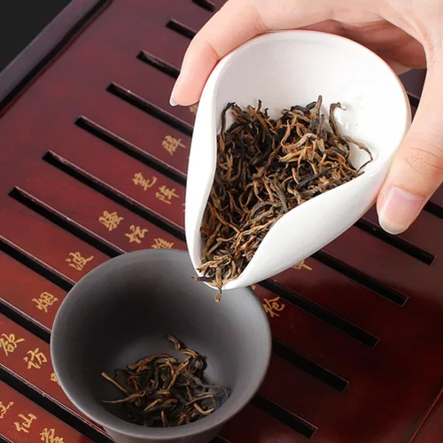 Miniatura 9 de Luxshiny Plato de té de cerámica con aguja de 3.93 x 2.95 x 1.18 pulgadas, soporte suelto para hojas de té y plato de exhibición de frijoles