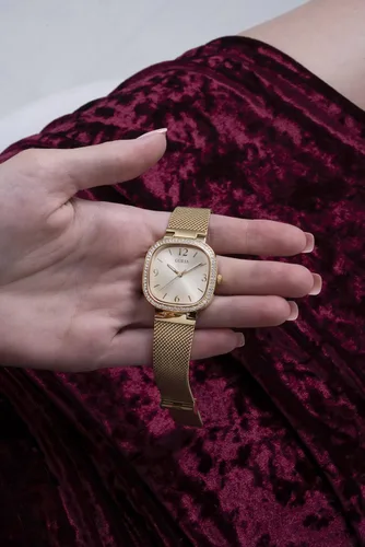 Miniatura 8 de GUESS Rounded Square Case Watch