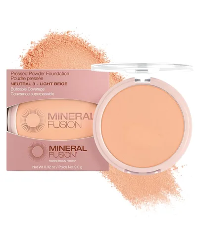 Miniatura 20 de Mineral Fusion Base de maquillaje en polvo prensado, Deep 1, piel media/bronceada con matices dorados, maquillaje de base que desafía la edad