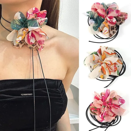 Miniatura 9 de Elegance Emulation - Collar de flores de rosas para mujer, gargantilla floral grande bohemia hecha a mano con pétalos de encaje
