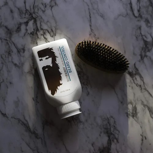 Miniatura 9 de Billy Jealousy Acondicionador de barba sin enjuague para hombres con jugo de hoja de aloe y aceite de semilla de jojoba, suaviza el cabello