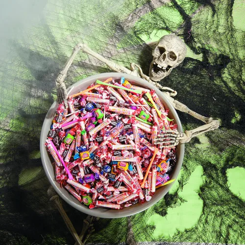 Miniatura 7 de Fun Express Paquetes variados de dulces a granel, dulces surtidos envueltos individualmente para Halloween, recuerdos de fiesta, rellenos de piñata