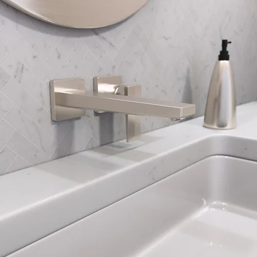 Miniatura 2 de hansgrohe Metropol 32526141 - Grifo moderno de baño montado en la pared de 1 manija y 2 agujeros de 5 pulgadas de alto en bronce cepillado