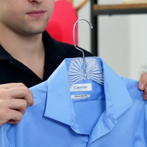 Miniatura 5 de Perchas de plástico para ropa, paquete de 12 perchas resistentes, vestidos, camisetas, camisas, vestidos, blusas, perchas para organización