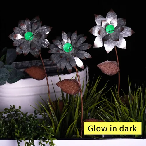 Miniatura 6 de Estacas decorativas de jardín, flores de metal para exteriores, adornos que brillan en la oscuridad, decoración de maceta, cama de flores, patio