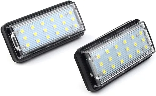 Luz de matrícula de automóvil para Toyota Land Cruiser J100 / Prado J120 / J200, Reiz 4D / Mark X 2004-2009, para Lexus LX470 1998-2007, LX570