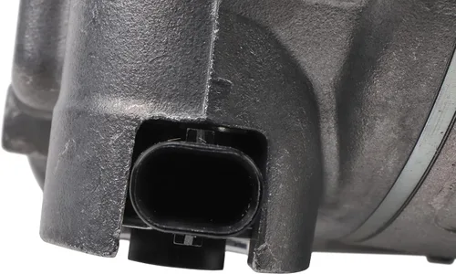 Miniatura 3 de GM Genuine Parts 15-22291 (13413335) Compresor de aire acondicionado y conjunto de embrague