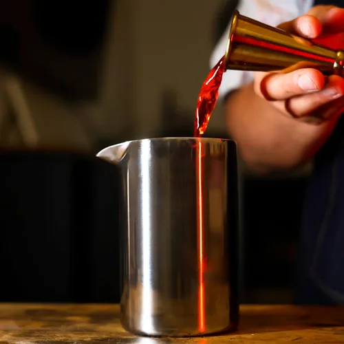Miniatura 4 de Amehla Vaso de mezcla de cóctel de metal, acero inoxidable, doble pared, aislado, barra de metal, jarra mezcladora de bartending - 18 onzas