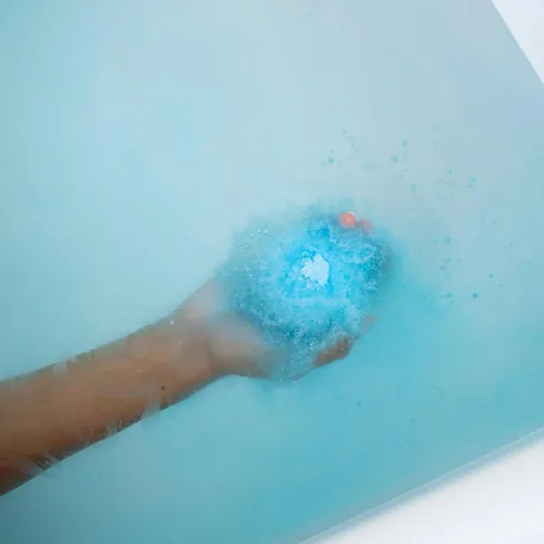 Miniatura 6 de ANIHANA Bomba de baño con aceite de coco, sin parabenos, rociadores de lujo hechos a mano, aroma refrescante del océano azul, 6.3 onzas