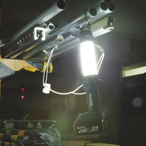 Miniatura 9 de Makita DML806 LXT linterna LED de 18 voltios, sin cables, de ion de litio