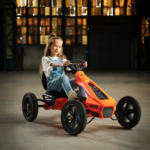 Miniatura 2 de BERG Pedal Kart Rally NRG Naranja Vehículo para niños, kart de pedal con asiento ajustable, con rueda libre, juguetes para niños adecuados