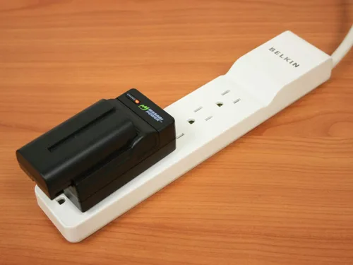 Miniatura 5 de Wasabi Power Cargador de batería para Sony NP-F330, NP-F530, NP-F550, NP-F570, NP-F730, NP-F750, NP-F760, NP-F770, NP-F950, NP-F960, NP-F970