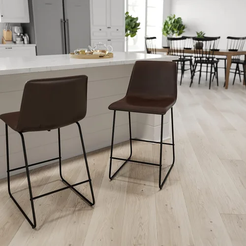 Merrick Lane Carrollton - Taburetes de asiento tipo cubo de piel sintética de 24 pulgadas, color marrón oscuro, juego de 2