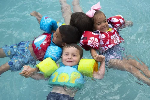 Miniatura 8 de Body Glove Paddle Pals - Chaleco salvavidas para niños aprobado por la Guardia Costera para aprender a nadar PFD Tanque de peces